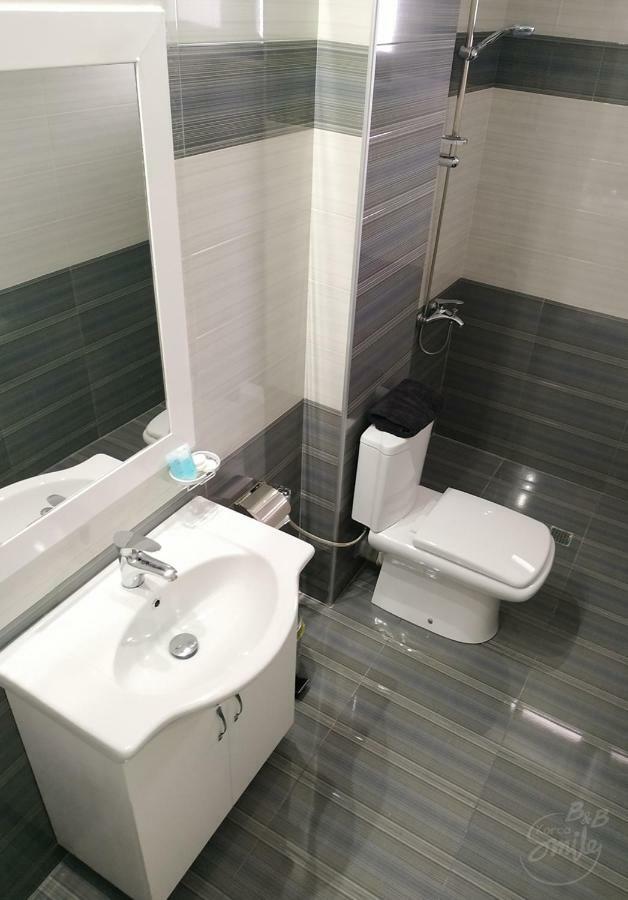 Korcasmilehotel Ruang foto